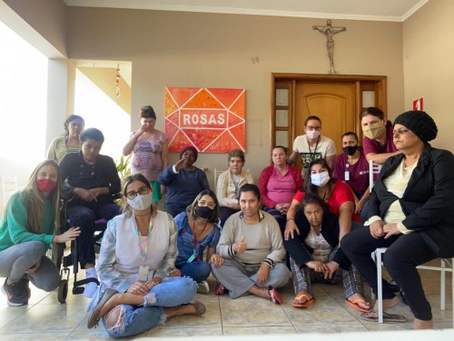 Pacientes-moradores do Allan Kardec deixam hospital para  morar em &lsquo;casas de verdade&rsquo;